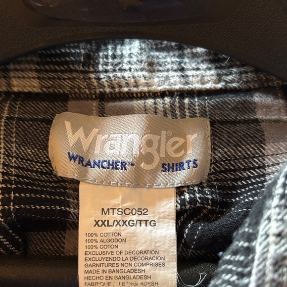 Black and White Plaid Flannel Men's Shirt - Picture 3 of 3